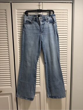 Kut from the Kloth Light Wash Flared Wide Leg Jeans